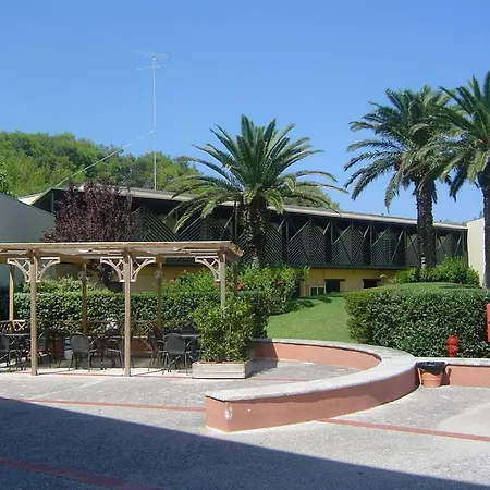 Apartahotel Serra 2 Serra Alimini